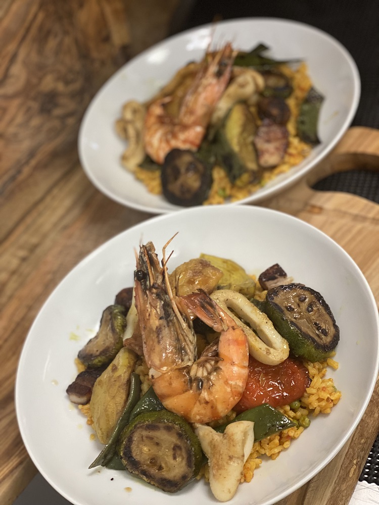 restaurant villeneuve loubet-cuisine traditionnelle cagnes sur mer-evenements nice-cuisine maison saint laurent du var-produits frais antibes