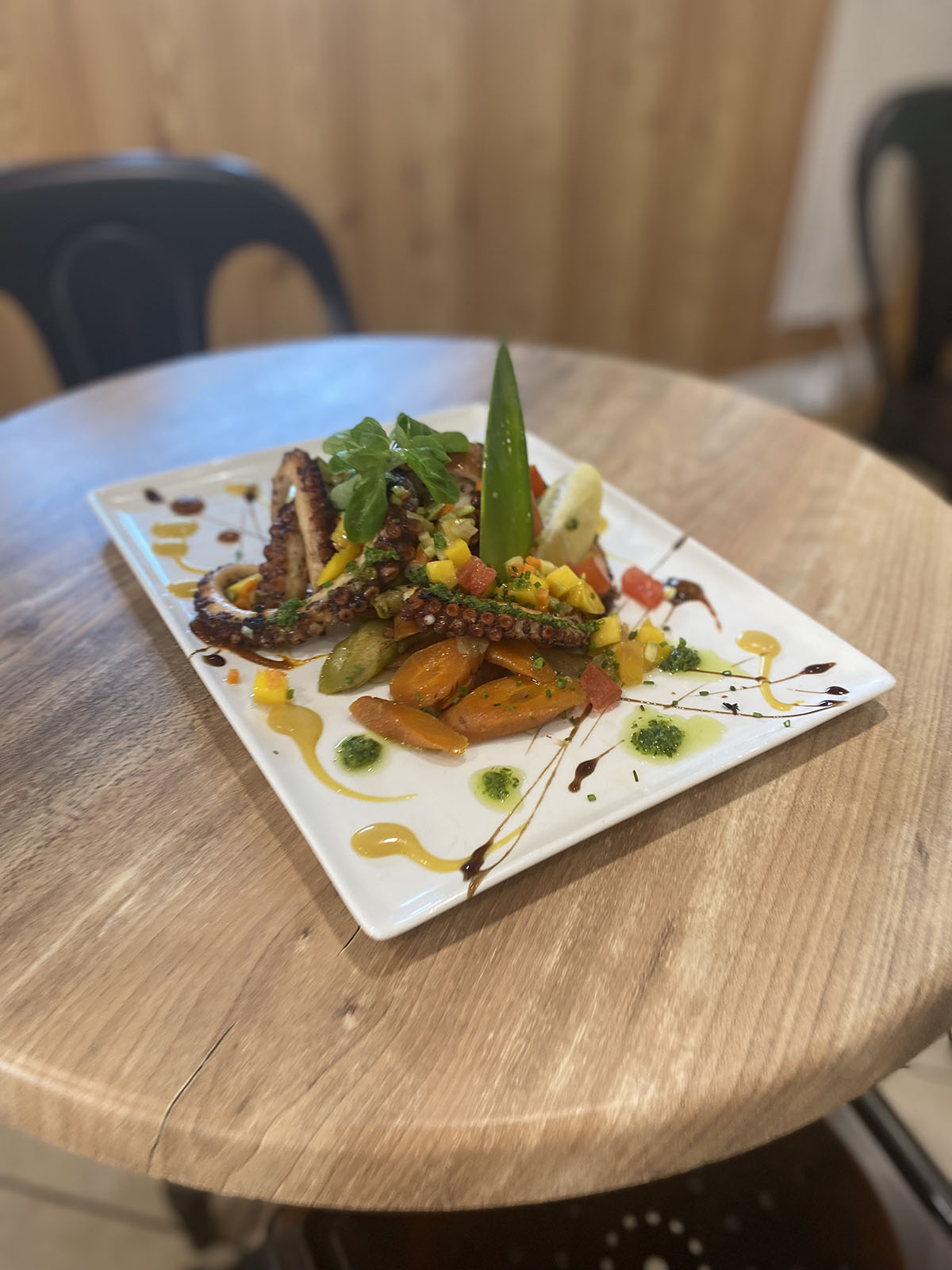 restaurant villeneuve loubet-cuisine traditionnelle cagnes sur mer-evenements nice-cuisine maison saint laurent du var-produits frais antibes