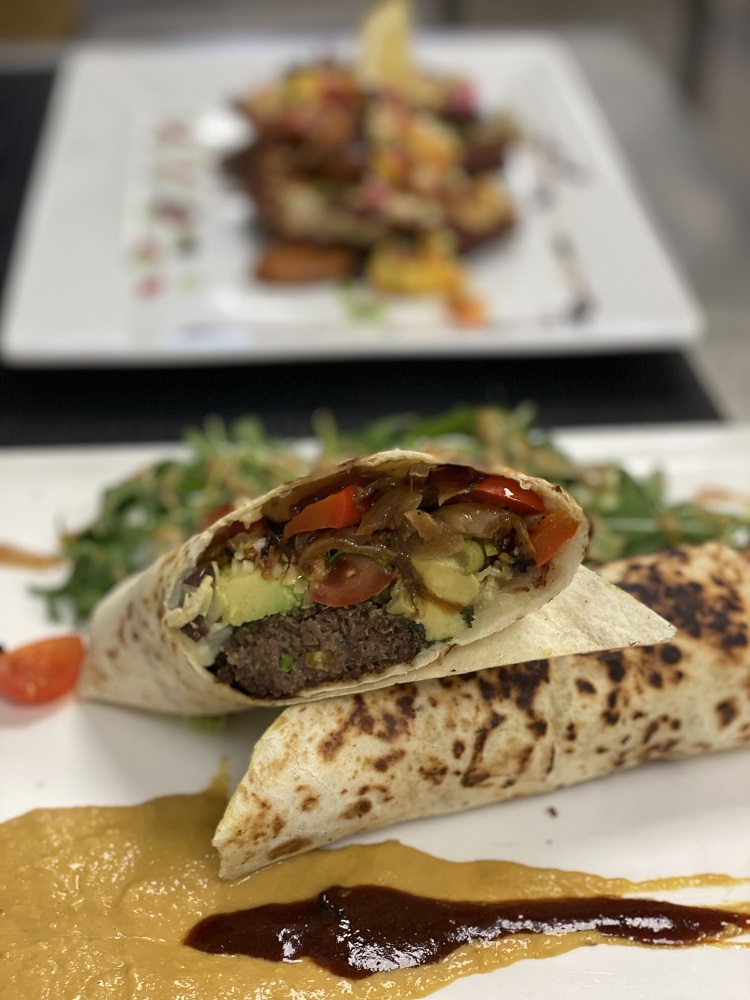 restaurant villeneuve loubet-cuisine traditionnelle cagnes sur mer-evenements nice-cuisine maison saint laurent du var-produits frais antibes